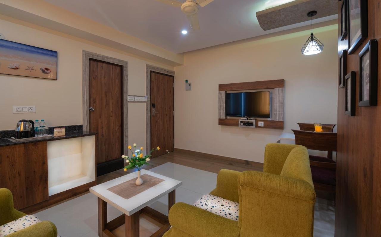 Hotel Monarch International Bangalore Exterior photo